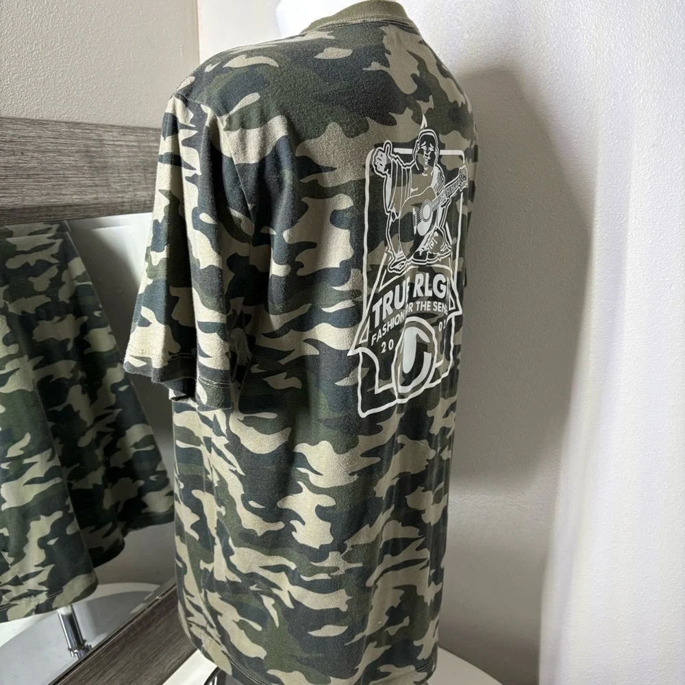 True Religion Green Camouflage Short Sleeve Tee